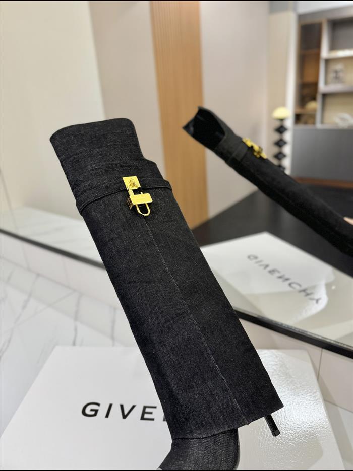 20251128174450654 590